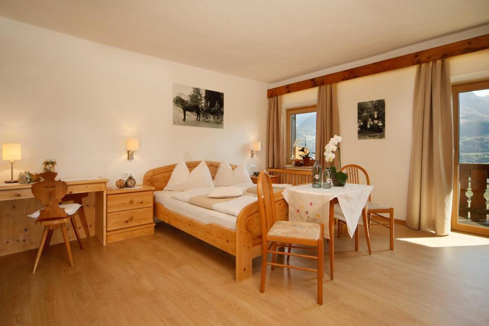 Biedermannhof Otel Tscherms Oda fotoğraf